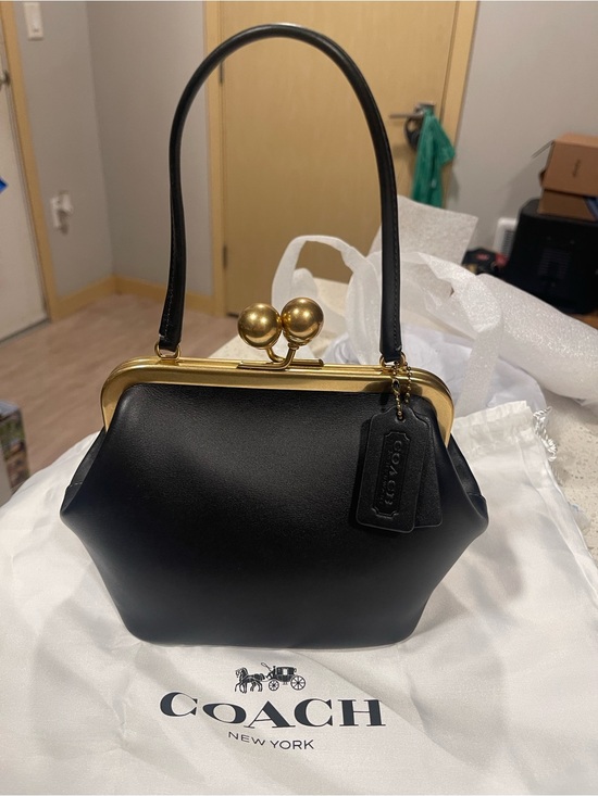 Coach Handbags - Coach Kisslock Frame Bag 16